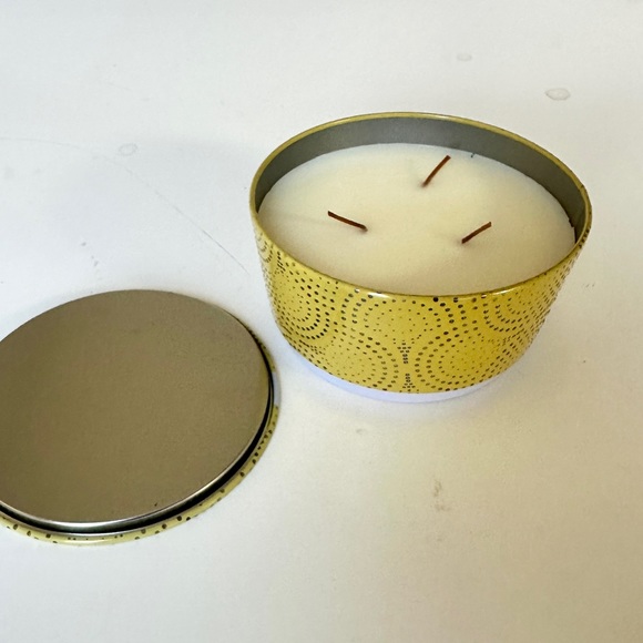 Huntington Home Lemon Cookie Candle with 3 wicks in decorative yellow gold tin. - Picture 5 of 9